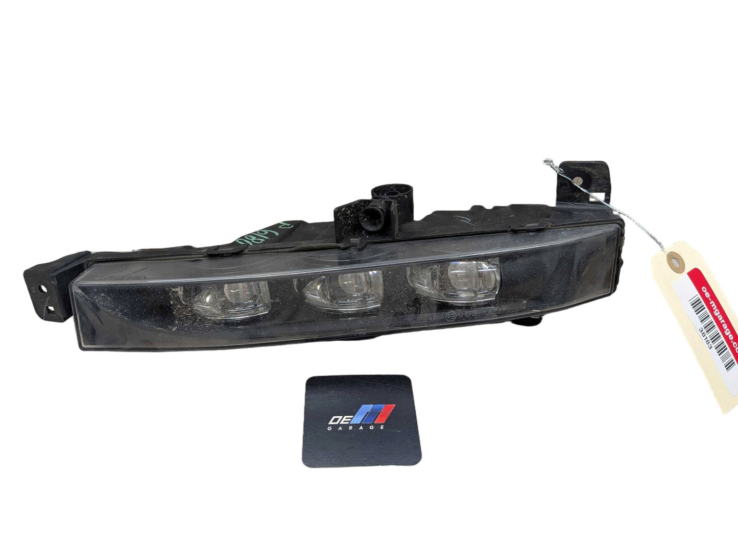 16-19 OEM BMW G11 G12 740 750 M760 B7 Front Right Passenger LED Fog Light Lamp