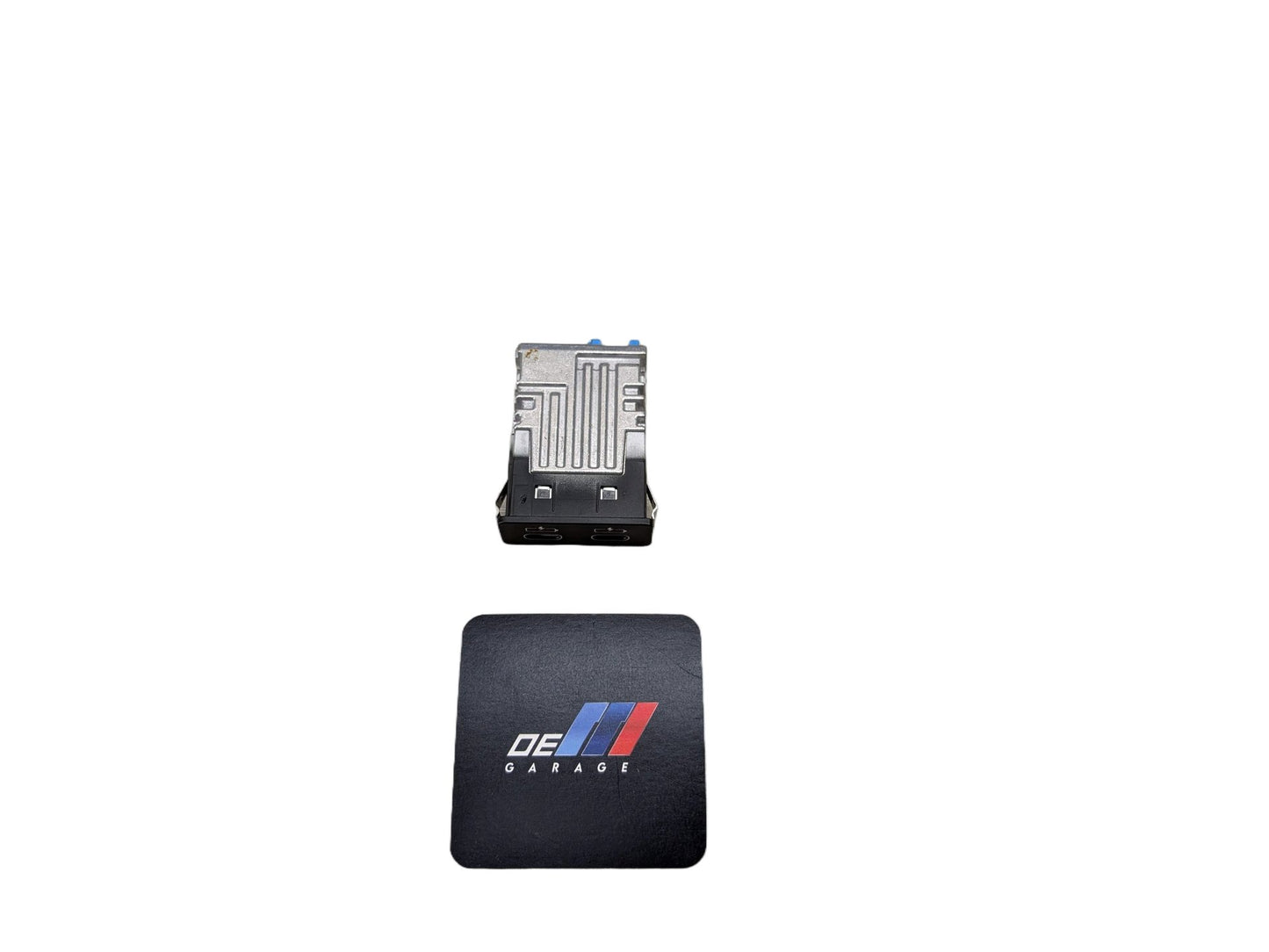 OEM BMW F48 F97 G01 G12 G20 G26 G30 USB Type C Socket Charger Port Connector