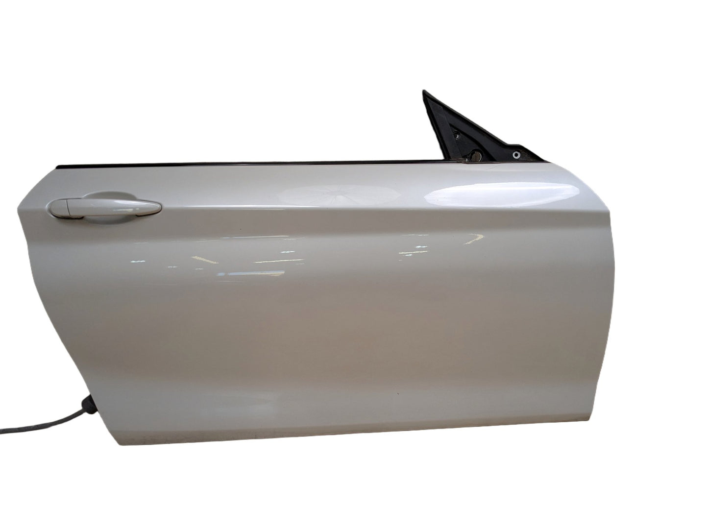 OEM BMW F22 F23 F87 228 M235 M240 Front Right Passenger Door Shell Panel White MINERALWEISS METALLIC (A96)