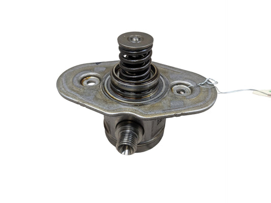 16-20 OEM BMW G11 G12 750 G30 M550 Engine N63R HPFP High Pressure Fuel Pump 5-8