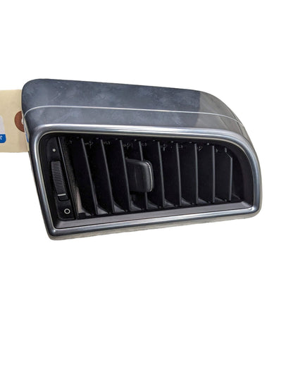 10-16 OEM Porsche Panamera Rear Right B Pillar A/C Air Vent