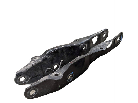 2020 BMW X5 G05 Rear Right Passenger Control Arm 6878031 19-23 OEM BMW G05 G06 G07 X5 X6 X7 Rear Left Driver Side Forward Control Arm OEM