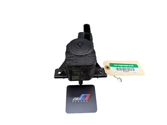09-13 OEM BMW E70 E90 X5 335D M57N2 Diesel Emission Fluid Transfer Pump SCR
