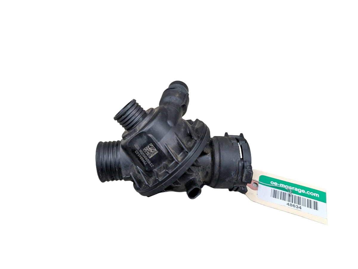 2015 BMW E70 X5 Engine Motor Heat Coolant Thermostat 7598865 OEM BMW F15 F16 F23 F30 F32 F33 F36 Engine N55 Water Coolant Thermostat Housing