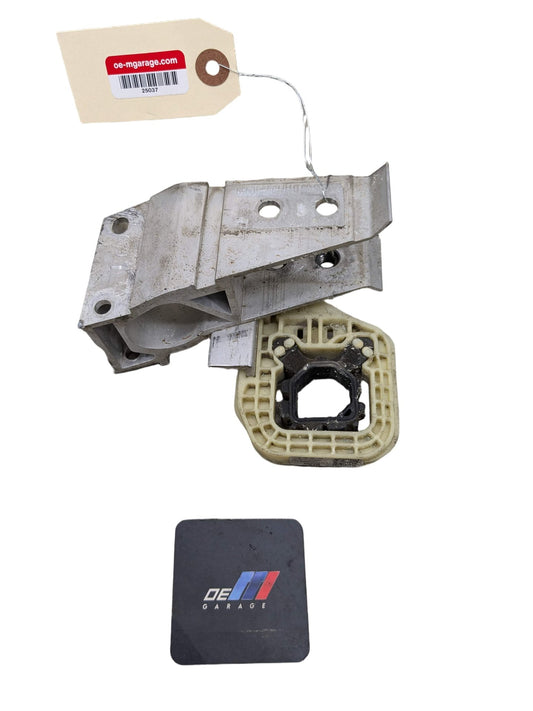 OEM BMW G20 G22 G23 Front Bumper Reinforcement Absorber Impact Bracket Mount