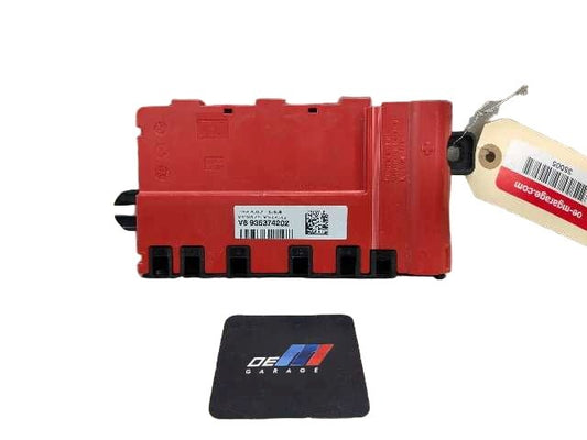 OEM BMW G11 G12 G14 G15 G16 G30 B+ Junction Terminal Power Relay Fuse Box