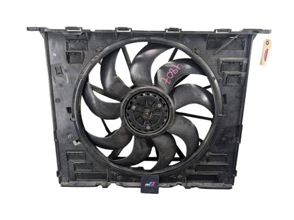 2018 BMW 540i G30 Radiator Fan Shroud Housing w/ Motor 8677740 600W