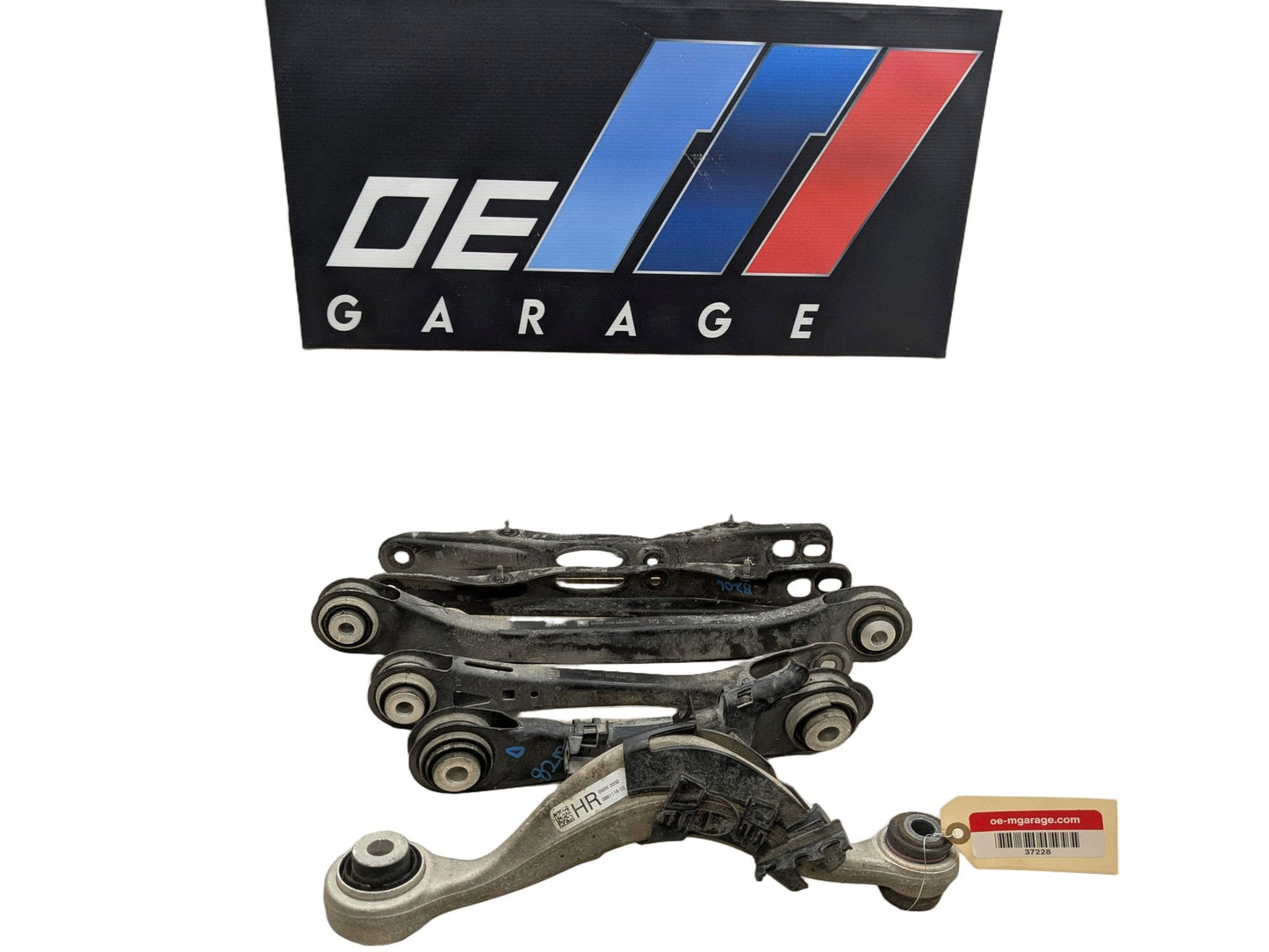 2016 BMW 740i G12 Rear Right Passenger Control Arms SET 6861116 OEM BMW G11 G12 G14 G16 G30 REAR Right Passenger Upper Lower Control Arms SET