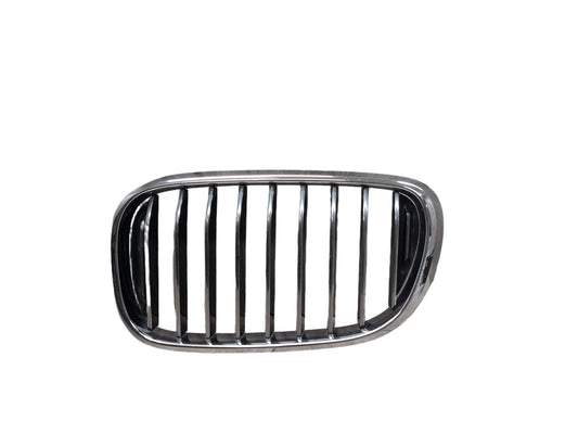 2016-2019 BMW 740Li G12 Front Left Upper Bumper Cover Kidney Grille 7357011 OEM