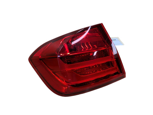 12-15 OEM BMW F30 F80 328 335 M3 Rear Left Driver Side Outer Tail Light Lamp