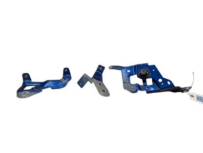 2019-2026 BMW M340i G20 Front Right Passenger Fender Brackets SET 8494438 OEM