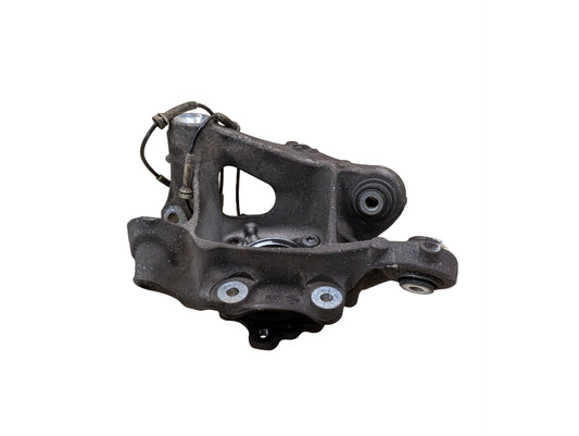 2016-2022 BMW 750i G12 Rear Right Passenger Spindle Knuckle w/ Bearing 6865662 OEM