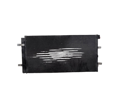 2008-2017 Audi S5 8T Cooling Radiator 8K02604011AA