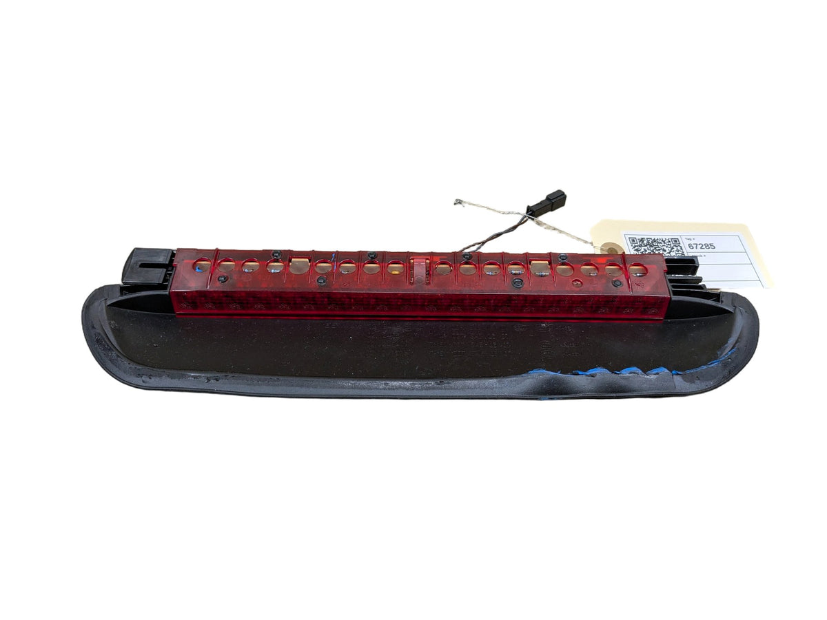 2018-2023 BMW M550i G30 Upper Liftgate Trunk Lid 3rd Brake Light 7360526 OEM