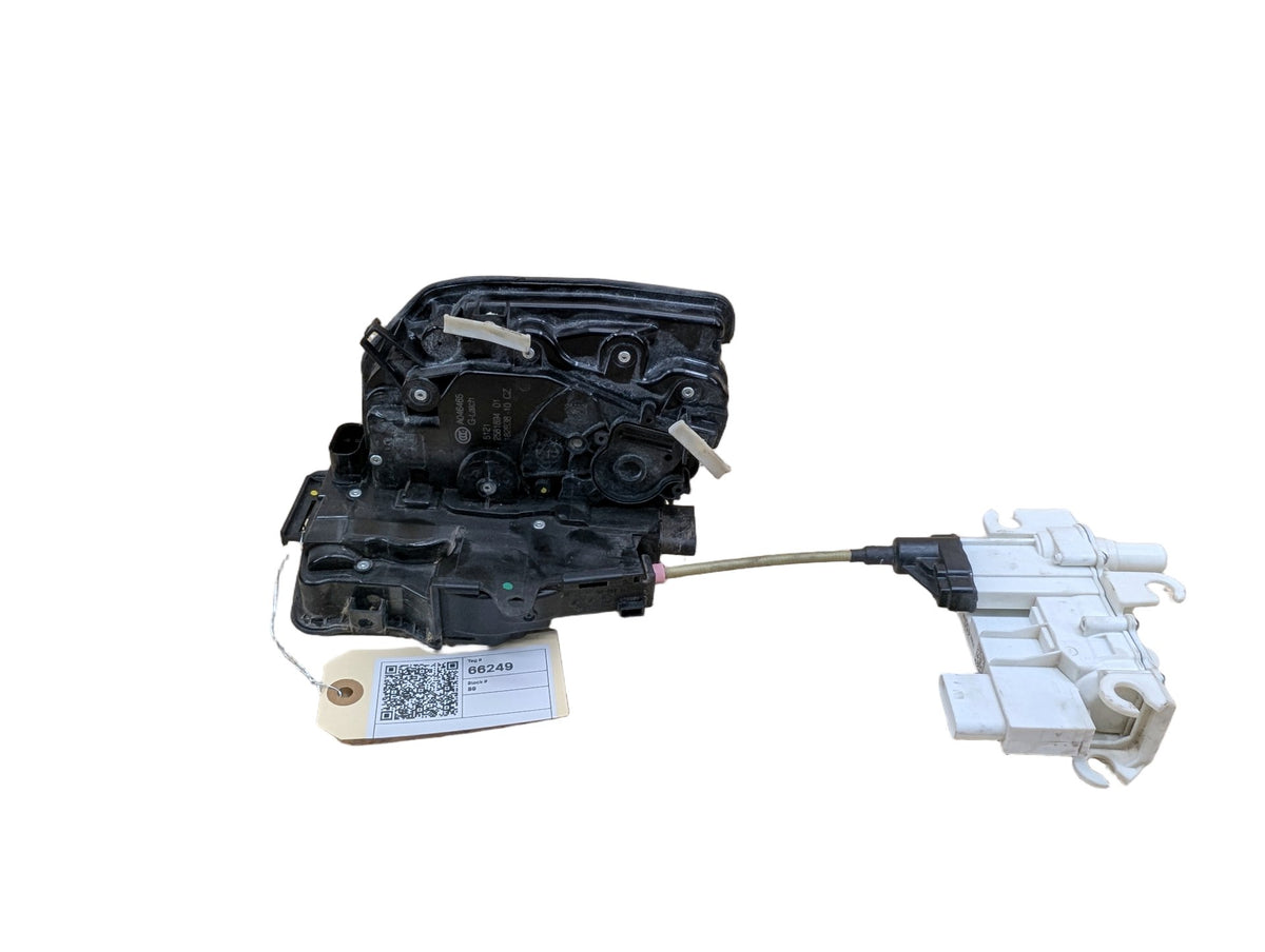 2016-2019 BMW 740i G12 Front Right Passenger Door Latch Lock Actuator w/ Soft Close 2581894 OEM