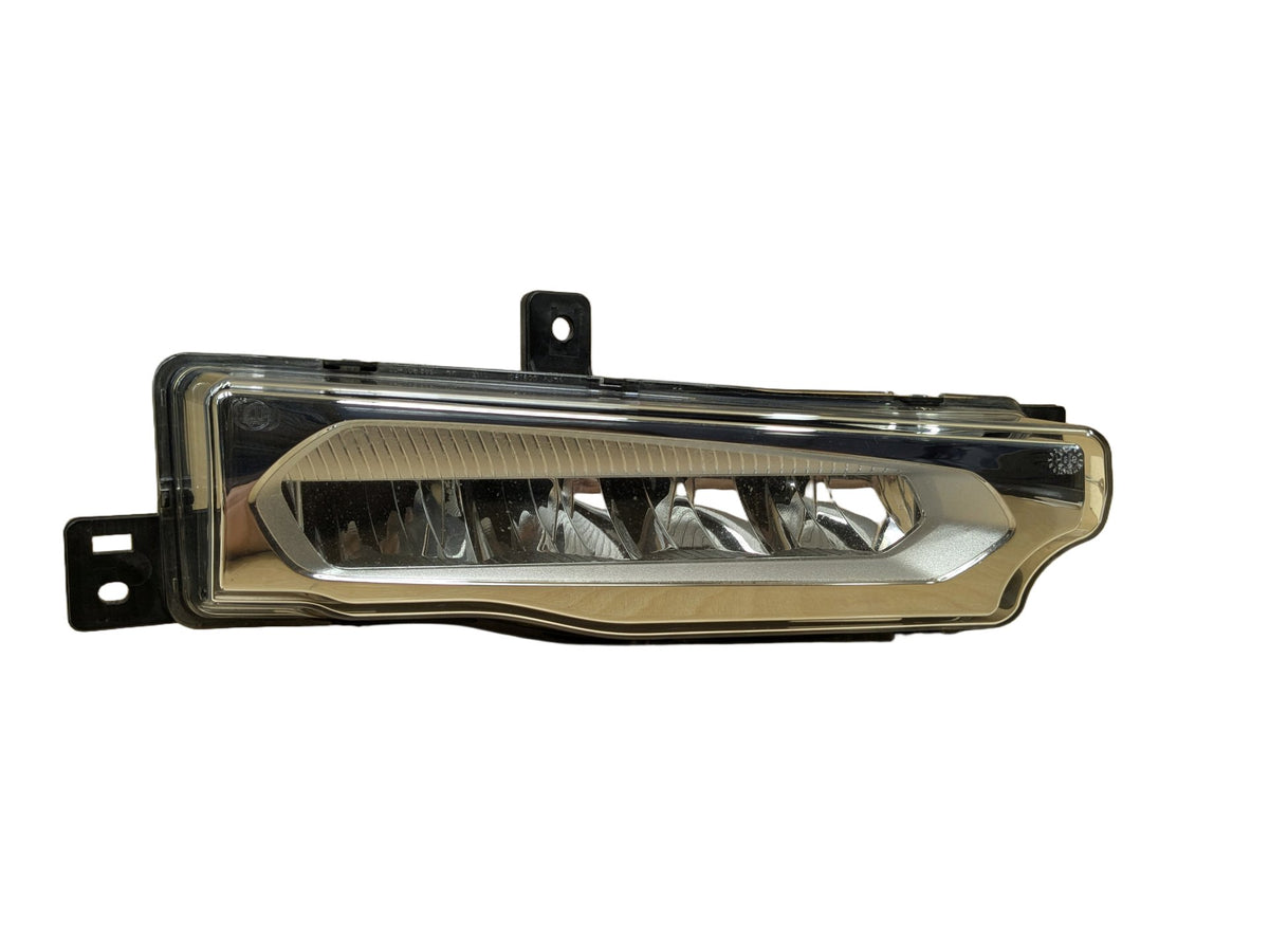 18-21 OEM BMW G01 G02 X3 X4 Front Right Passenger Side LED Fog Light Lamp