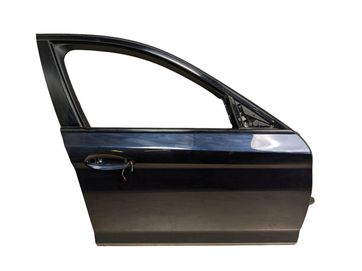 OEM BMW F90 G30 530 540 M550 M5 Front Right Passenger Door Shell Panel