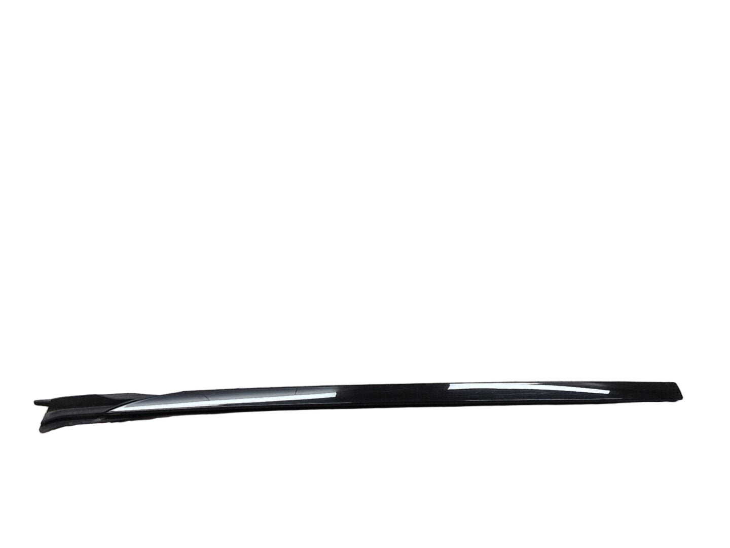 2019-2026 BMW X5 G05 Right Passenger Side Windshield Drip Molding Trim 7463528