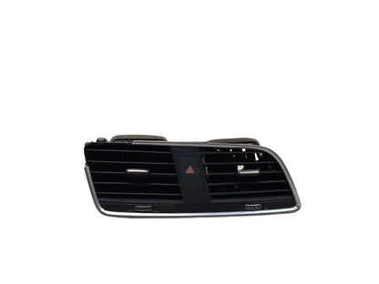 2015-2018 Audi Q3 8U Dashboard Dash Board Middle Center Air Vent 8U1820951C