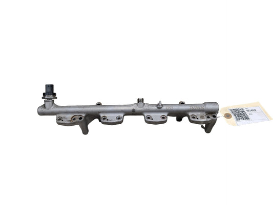2017-2023 BMW G30 530i B46B20O0 Engine Motor Fuel Injector Rail Line 7639979