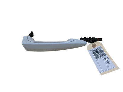 OEM BMW F23 F30 F32 F80 F82 M3 Right Passenger Door Handle COMFORT ACCESS White