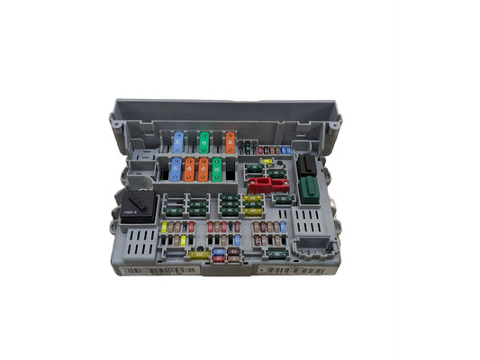 2007-2013 BMW 335i E92 Front Power Distribution Fuse Box 6906622 OEM