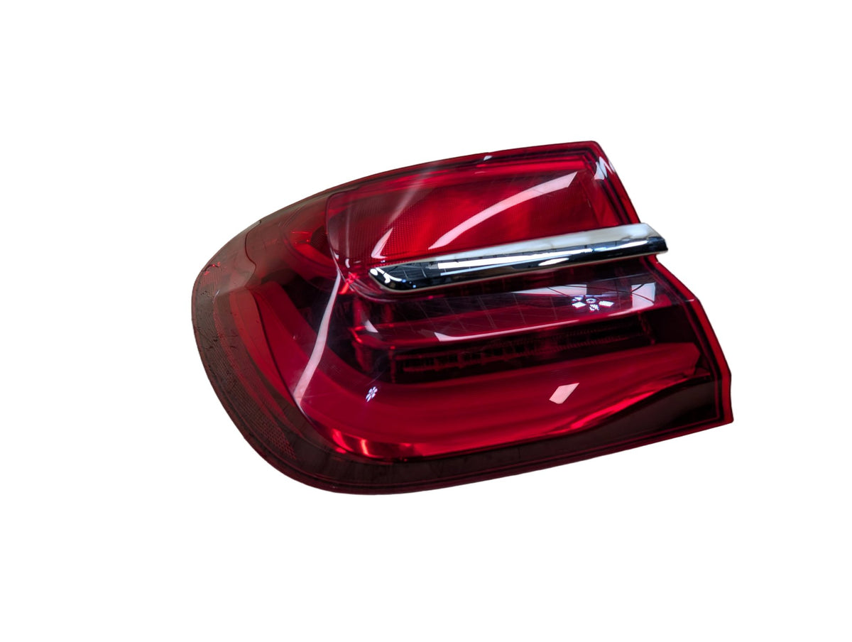 16-19 OEM BMW G11 G12 740 750 M760 B7 Rear Left Driver Outer LED Tail Light