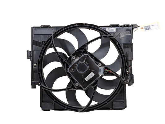 2012-2018 BMW 328i F30 Radiator Fan Shroud Housing w/ Motor 8621193