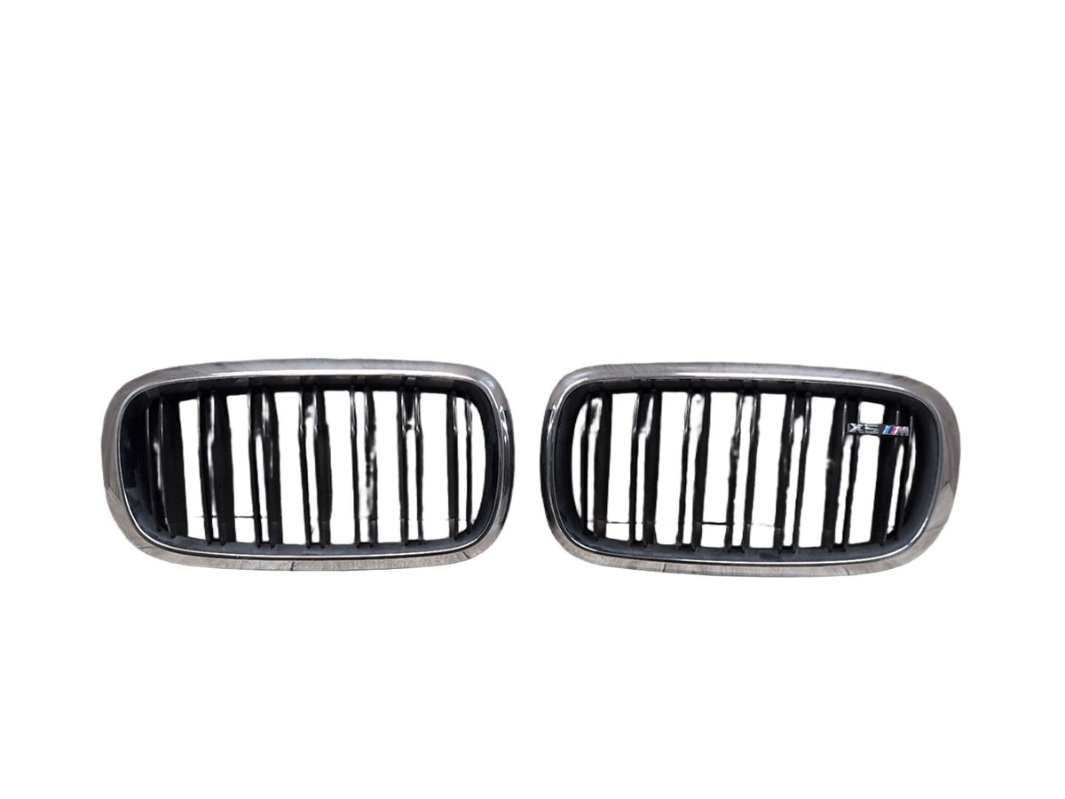 2015-2018 BMW X5 F85 Front Left Right Upper Bumper Cover Kidney Grilles SET 8056324 OEM