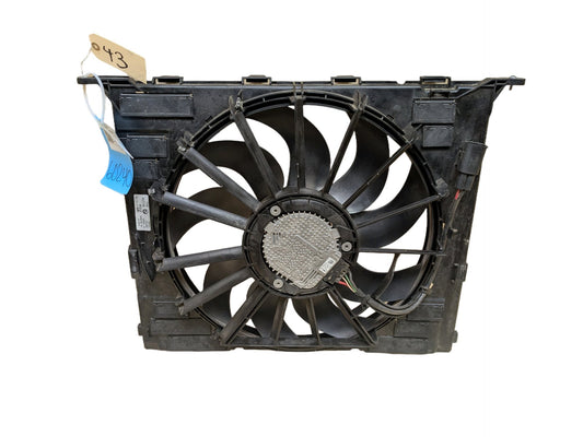 2017-2023 BMW 530i G30 Radiator Fan Shroud Housing w/ Motor 7953400 600W
