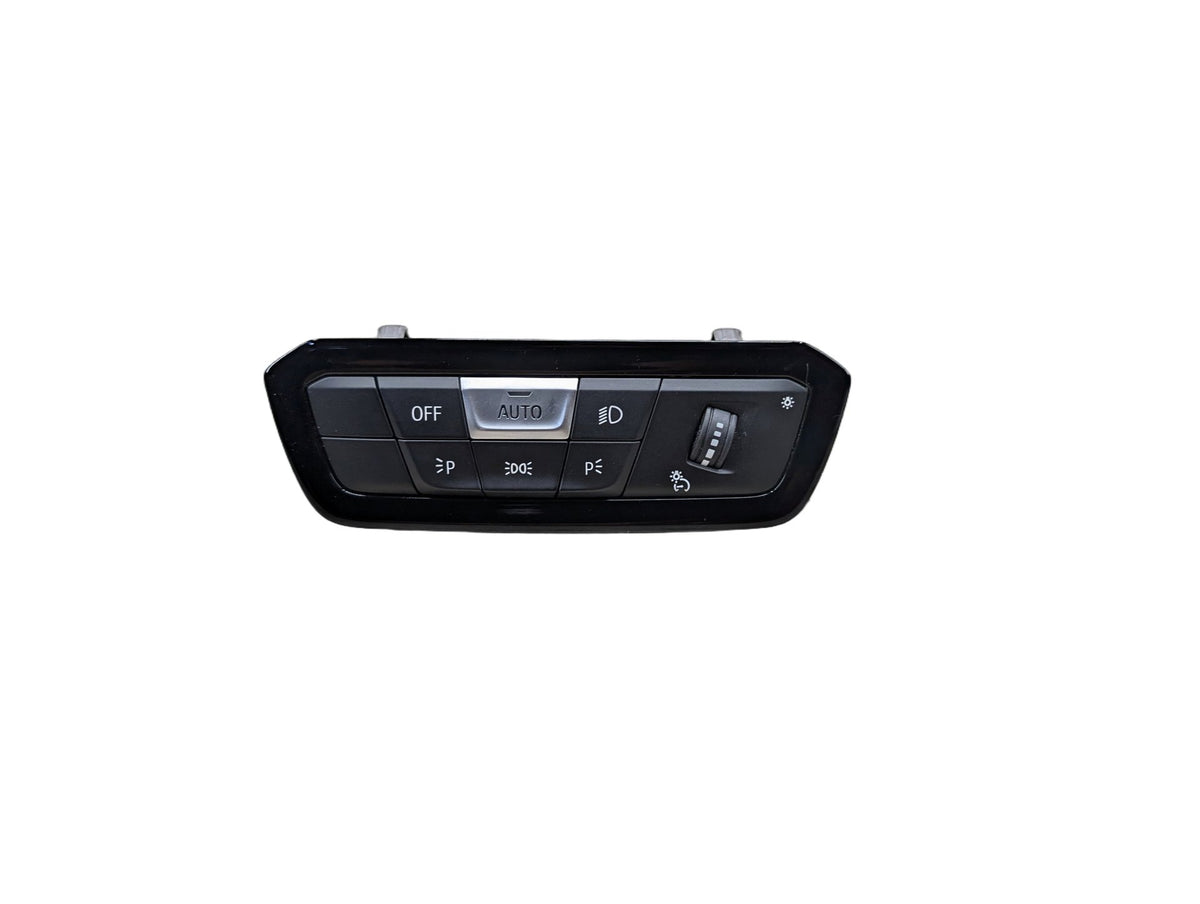 OEM BMW G20 G22 G23 G26 G42 G80 G82 M3 M4 Headlight Control Switch Light Module