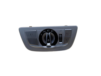 2016-2022 BMW 750i G12 Headlamp Switch 9472976