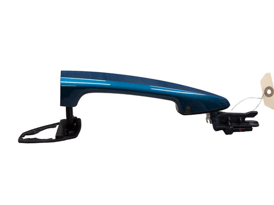 2015-2019 BMW X6 F86 Front or Rear Right Passenger Exterior Door Handle w/ Comfort Access 8068462 OEM
