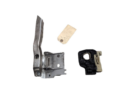 2012-2018 BMW M6 F06 Radiator Lower Mounting Brackets SET 7575248