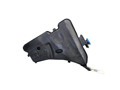 OEM BMW G12 G30 540 M550 750 M760 Windshield Wiper Washer Reservoir Tank Pump