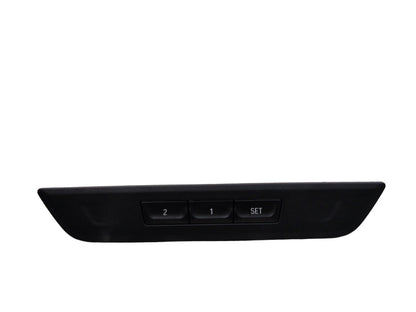 OEM BMW F90 M5 G30 530 540 M550 Front Right Passenger Seat Memory Switch Button