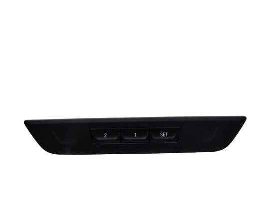 OEM BMW F90 M5 G30 530 540 M550 Front Right Passenger Seat Memory Switch Button