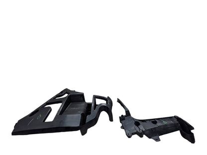 14-18 OEM BMW F85 X5M REAR Right Passenger Bumper Bracket Guide Support Mount