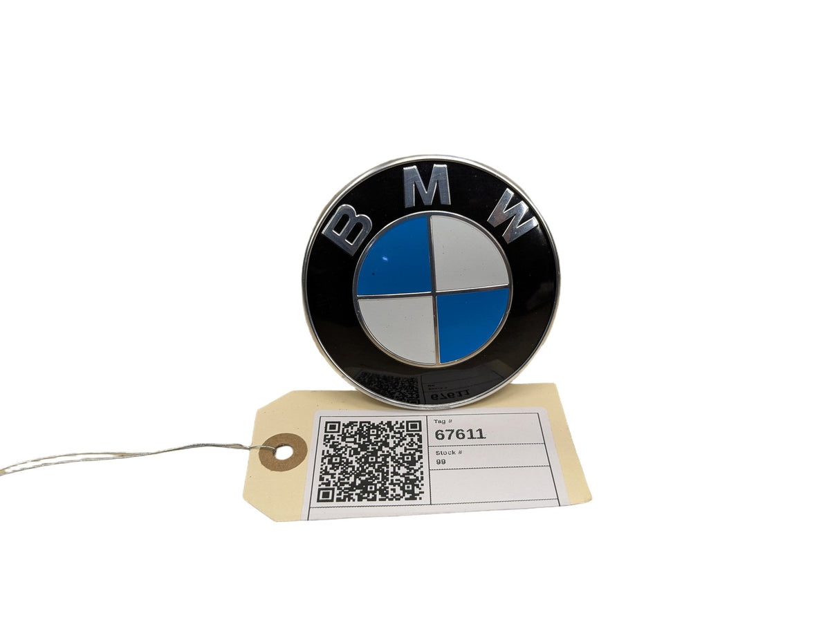 2016-2019 BMW 750i G12 Emblem Badge Symbol Logo 8132375 OEM