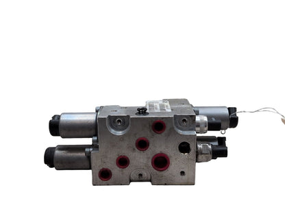 BMW X5 (E70) DYNAMIC DRIVE SUSPENSION HYDRAULIC VALVE BLOCK 37206782737
