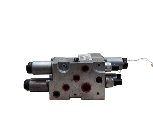 BMW X5 (E70) DYNAMIC DRIVE SUSPENSION HYDRAULIC VALVE BLOCK 37206782737
