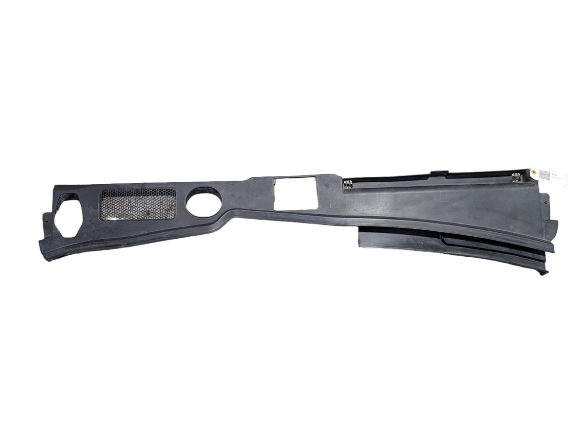 09-17 OEM AUDI Q5 SQ5 Front Windshield Wiper Cowl Grille Trim
