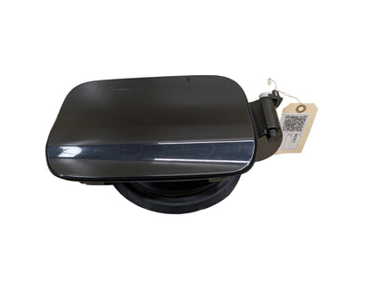 2016-2019 BMW 740i G12 Gas Cover Assembly 7358677 OEM
