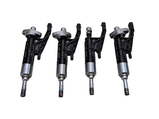 2018-2024 BMW G01 X3 B46B20O0 Engine Motor Injector SET 8625396