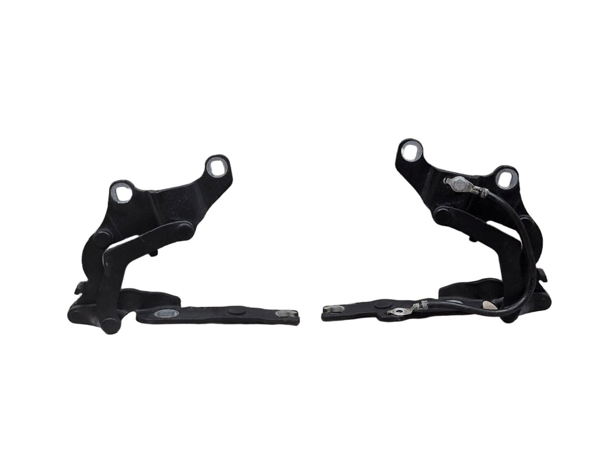 2008-2013 BMW 128i E82 Hood Bonnet Hinges SET 7060559 OEM