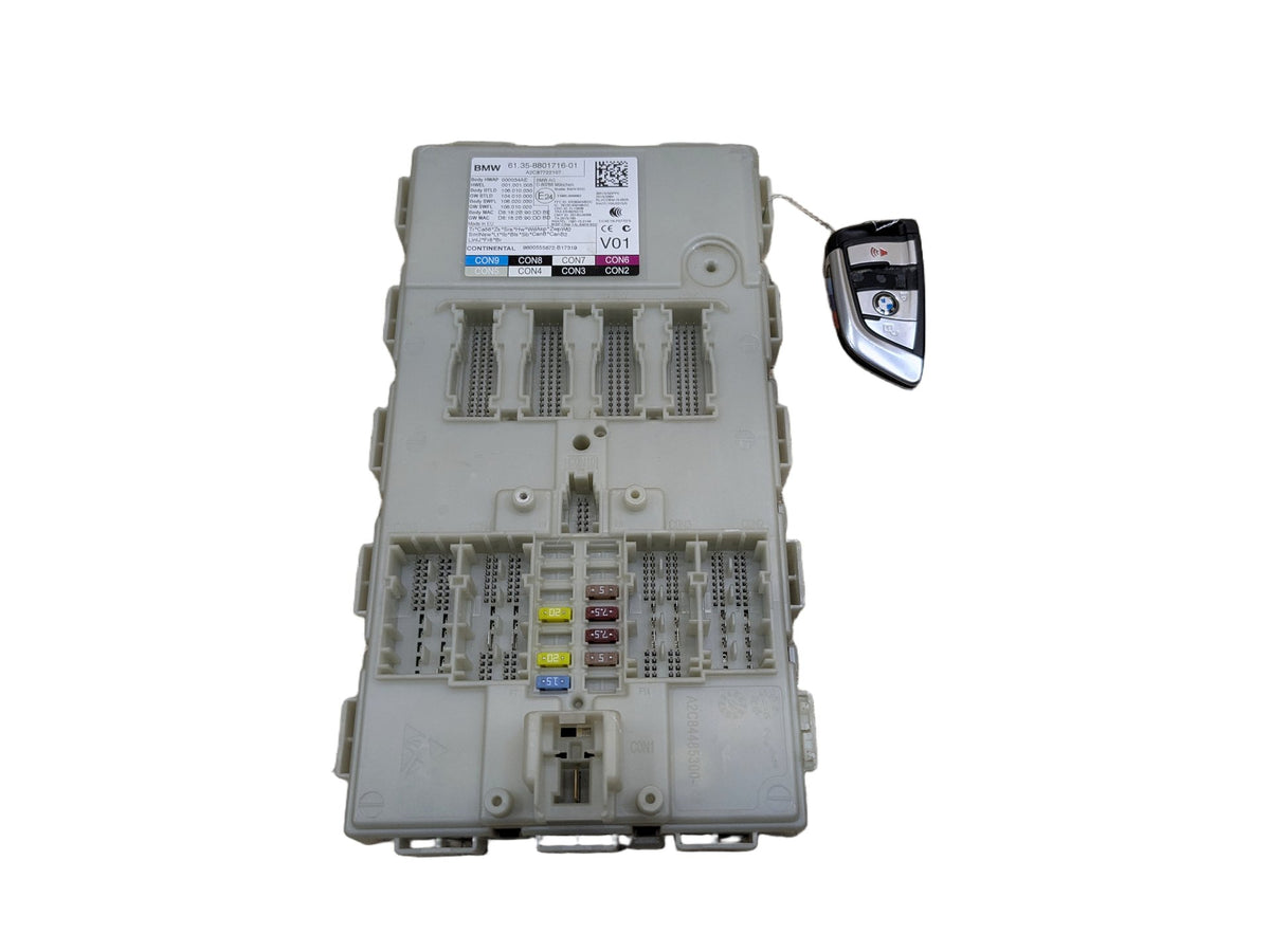 2018-2023 BMW M550i G30 Bdc Body Domain Fem Control Module w/ Key 8801716 OEM