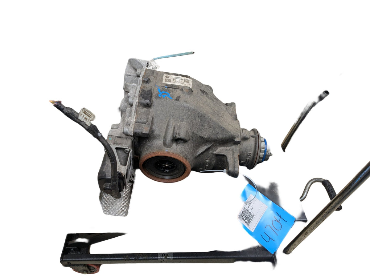 OEM BMW G20 G22 G23 G42 330 M340 Rear Differential Axle Gearbox Carrier 2.81