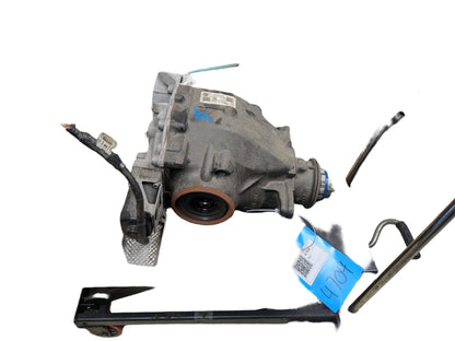 OEM BMW G20 G22 G23 G42 330 M340 Rear Differential Axle Gearbox Carrier 2.81