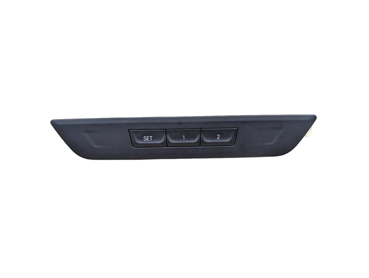 OEM BMW F90 M5 G30 530 540 M550 Front Left Driver Seat Memory Switch Button