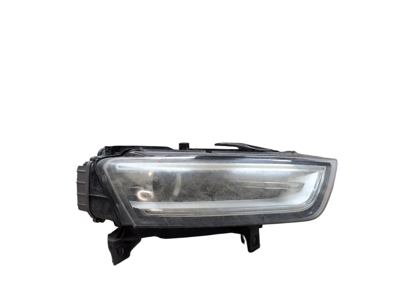 2015-2018 Audi Q3 8U - Front Right Passenger Headlight PN: 8U0941006F